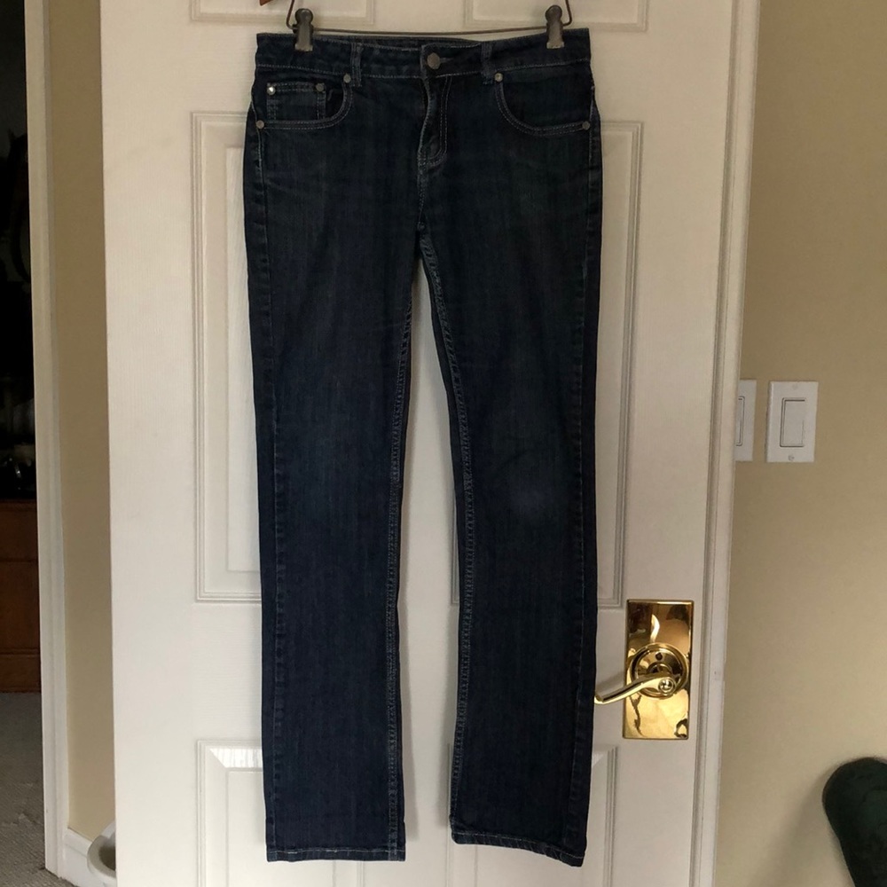 Vertigo Jeans Size 28, Inseam 31